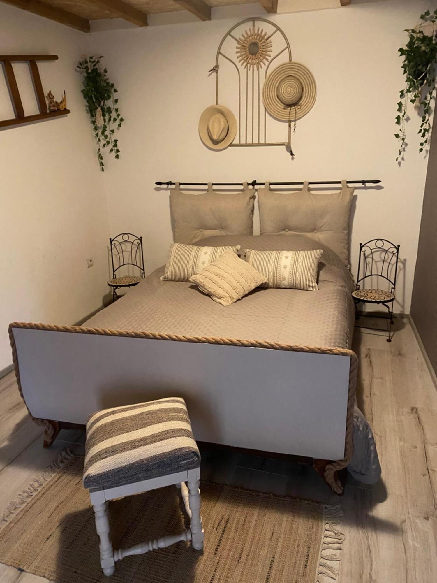 Maison De Village 5 Vacanciers Chez Nene Et Bibi Roquemaure  Esterno foto